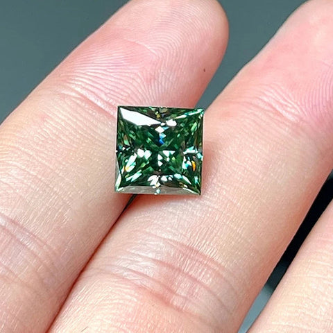 Green Moissanite Gemstone-ToShay.org