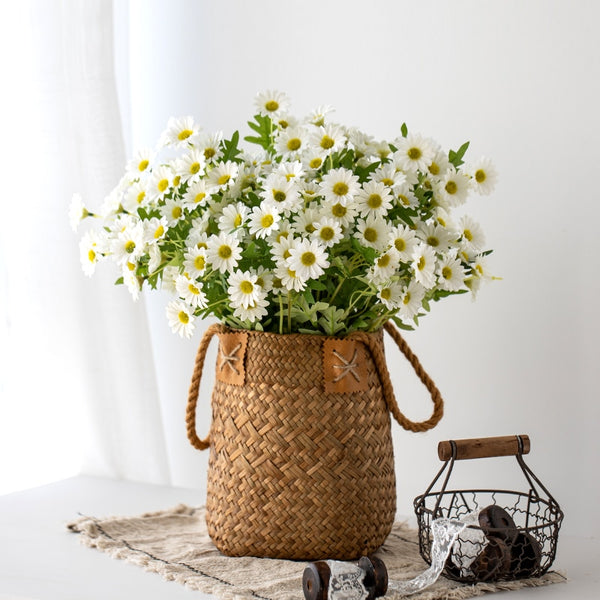 White Daisy Flower Bouquet-ToShay.org