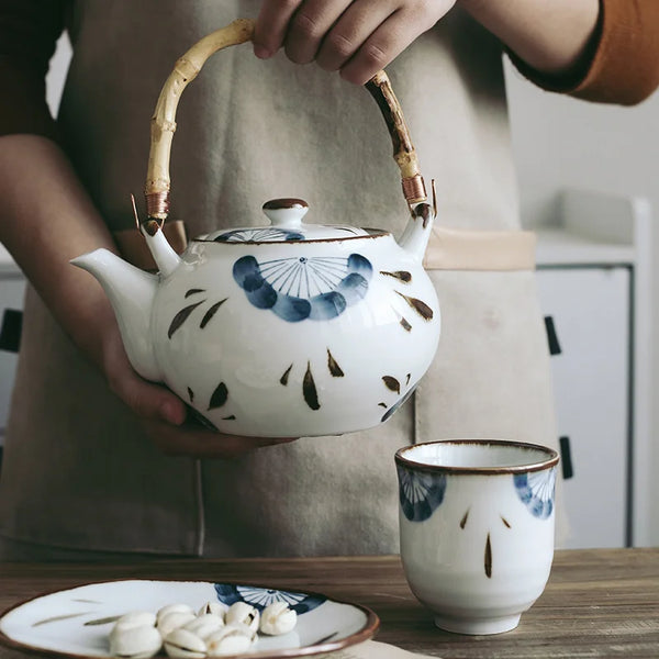 White Painted Ceramic Tea Pot-ToShay.org