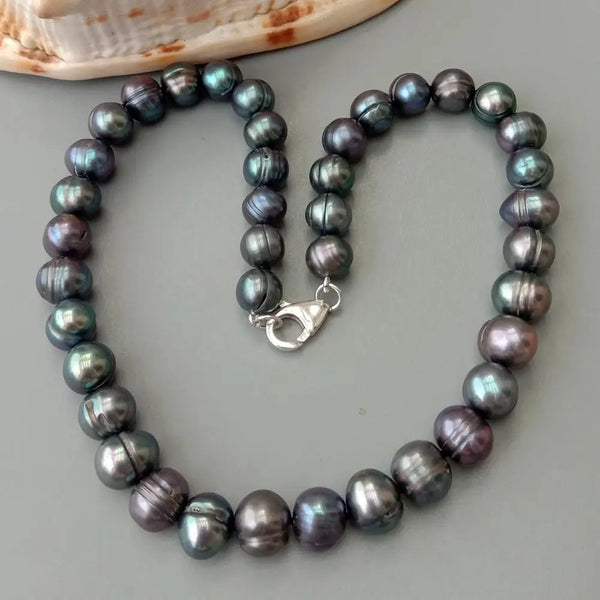 Black Pearl Bead Necklace-ToShay.org