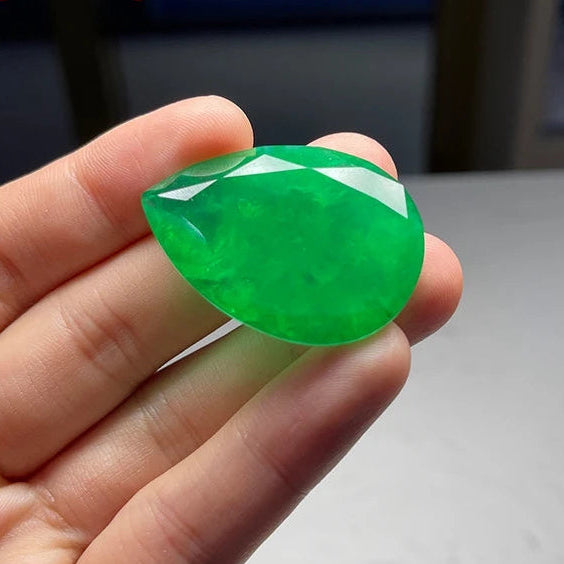 Green Crystal Stone-ToShay.org