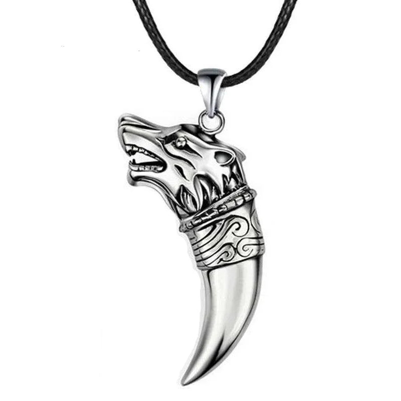 Silver Wolf Head Pendant-ToShay.org