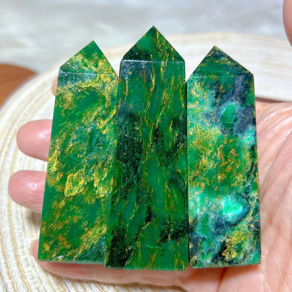 Green Emerald Quartz Point-ToShay.org