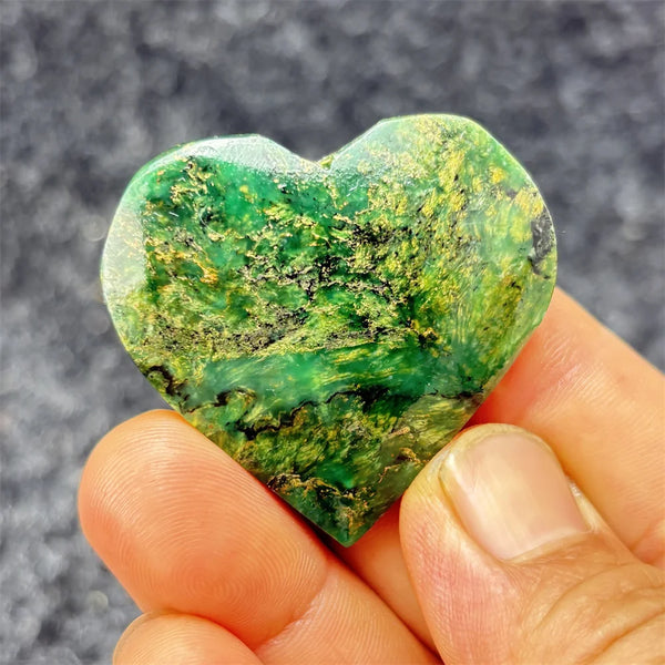 Green Emerald Stone Heart-ToShay.org