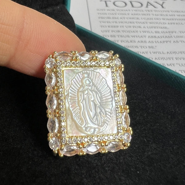White Pearl Shell Pendant-ToShay.org