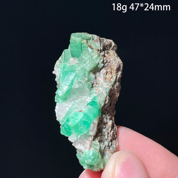 Green Emerald Mineral Crystal-ToShay.org