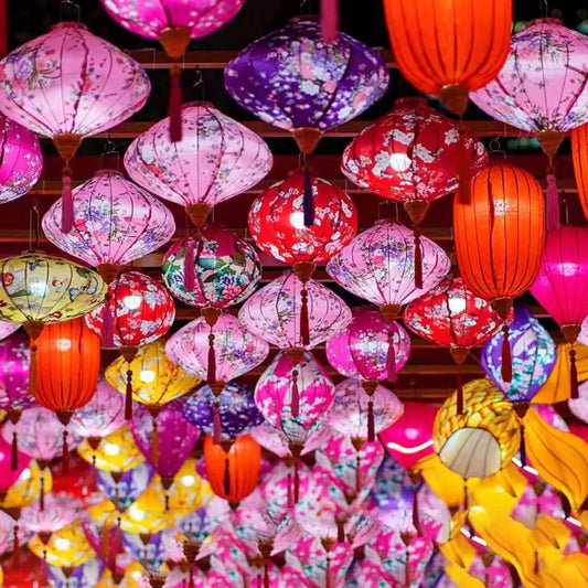 Silk Palace Lantern-ToShay.org
