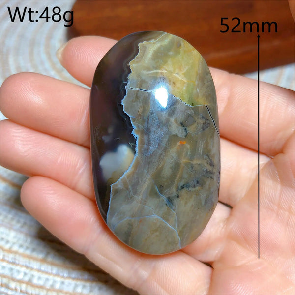 Fluorescence Volcanic Agate-ToShay.org