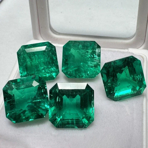Green Emerald Gemstone-ToShay.org