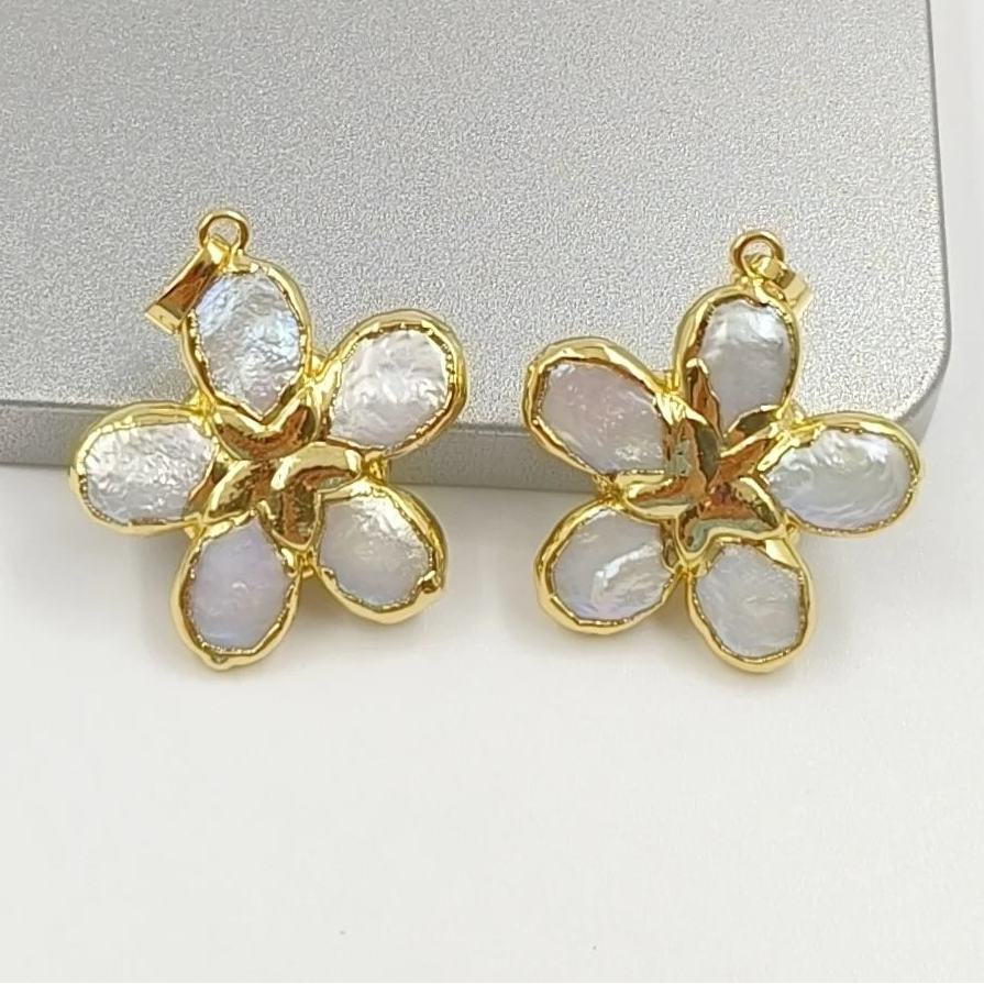 Gold Freshwater Pearl Clover-ToShay.org
