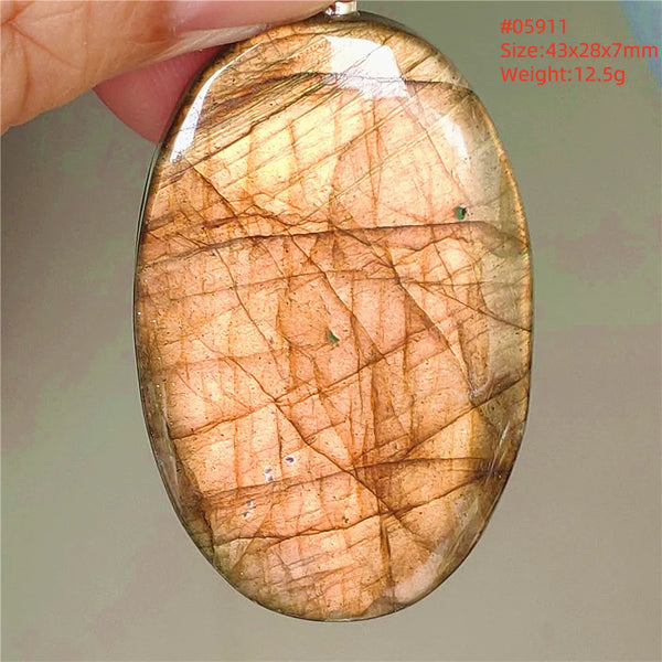 Blue Light Labradorite Pendant-ToShay.org