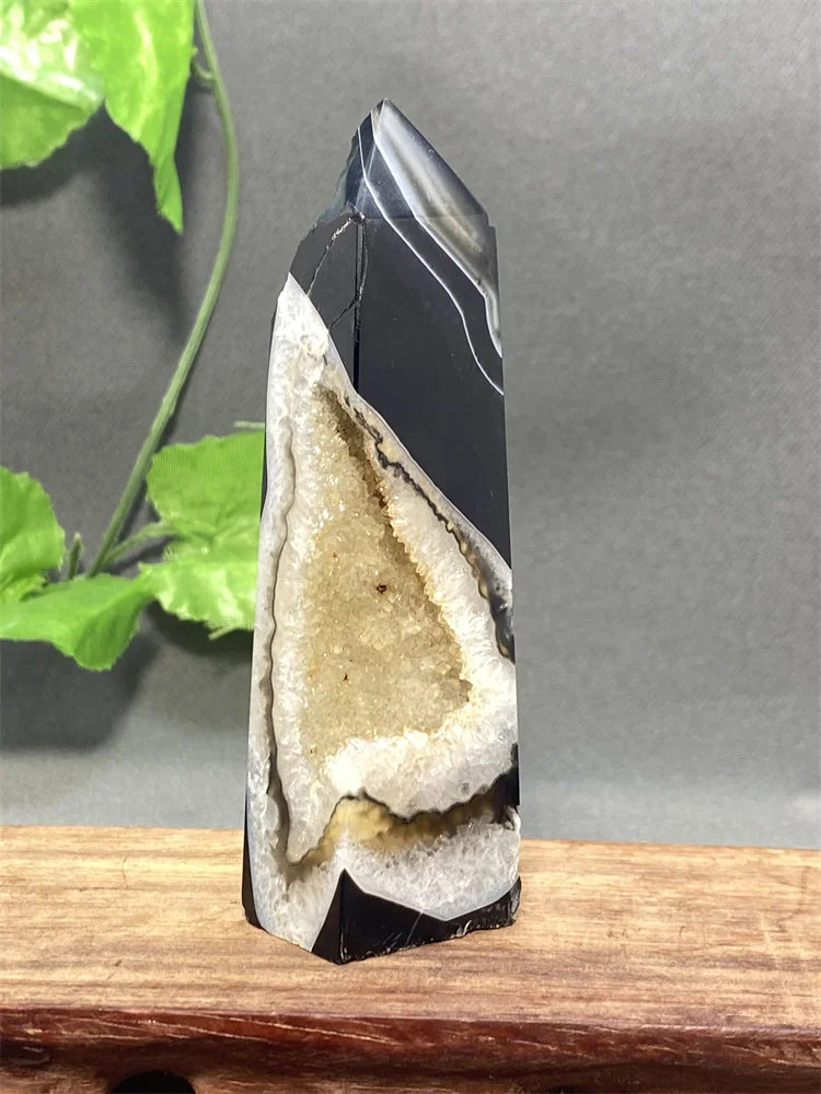 Black Striped Agate Tower-ToShay.org