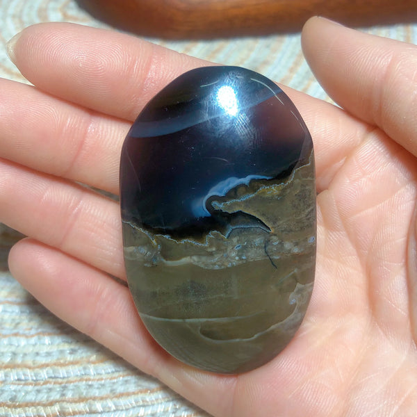 Fluorescence Volcanic Agate-ToShay.org