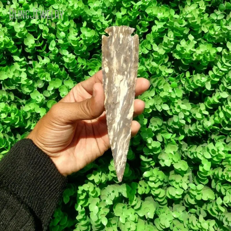 Yellow Agate Spearhead Point-ToShay.org