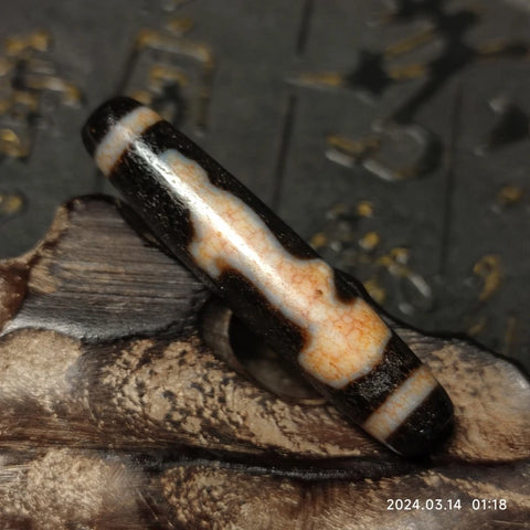 Tibetan Agate Dzi Beads-ToShay.org