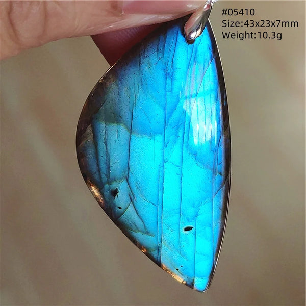 Blue Light Labradorite Pendant-ToShay.org