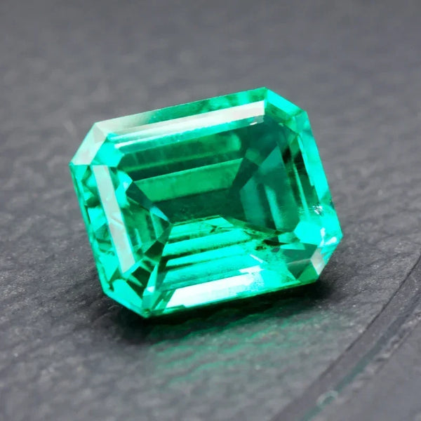 Green Faceted Emerald-ToShay.org