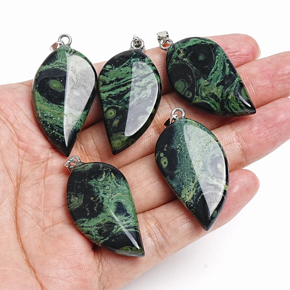 Green Kambaba Leaf Pendant-ToShay.org