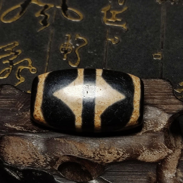 Tibetan Agate Dzi Beads-ToShay.org