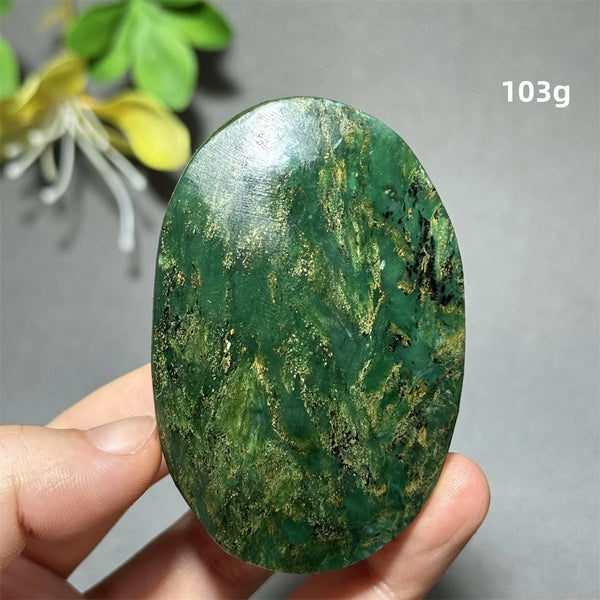 Green Emerald Quartz Palm Stone-ToShay.org
