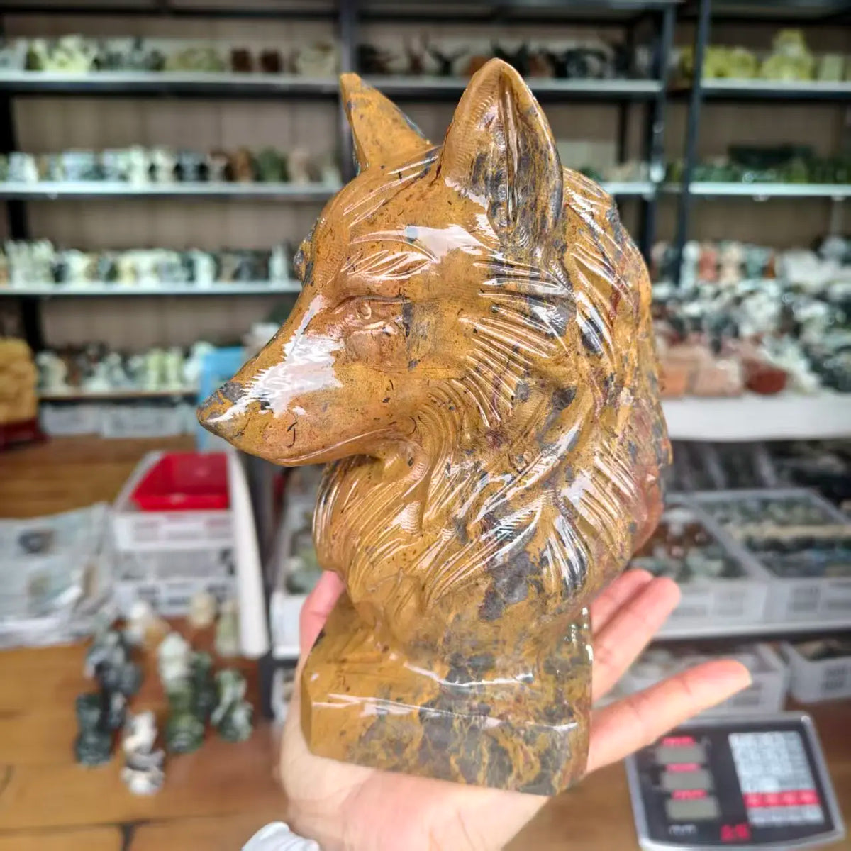 Gold Thread Stone Wolf Head-ToShay.org