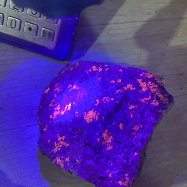 Yooperlite Flame Rough Stone-ToShay.org