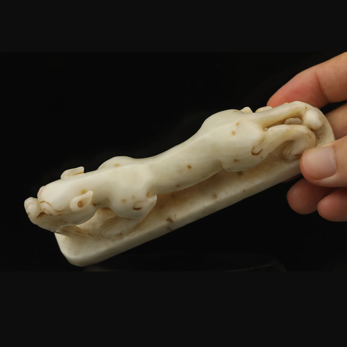 Yellow Jade Lion-ToShay.org
