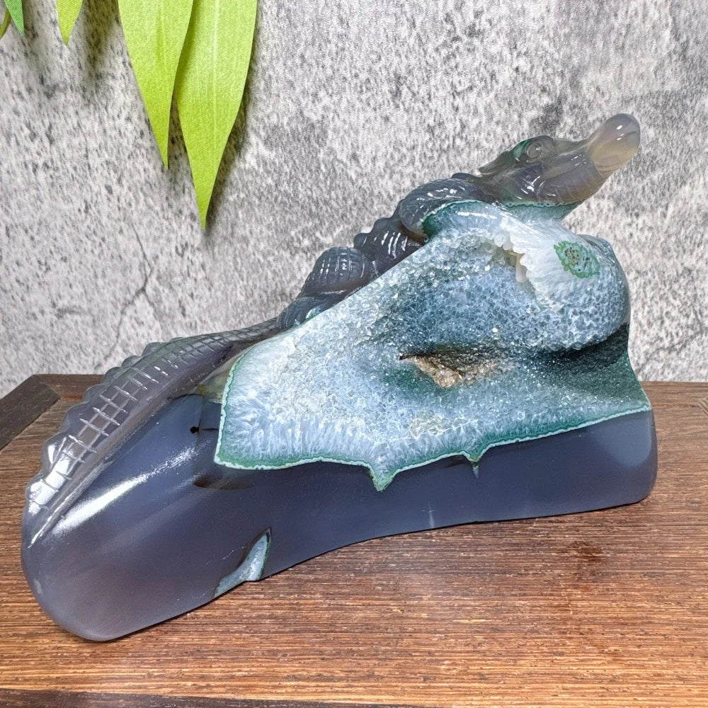 Grey Agate Crocodile-ToShay.org
