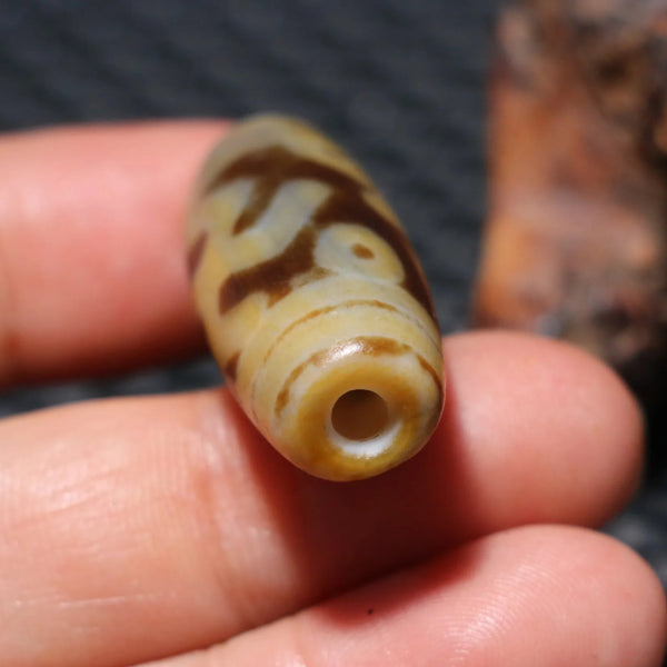 Tibetan Agate Eyes Dzi-ToShay.org