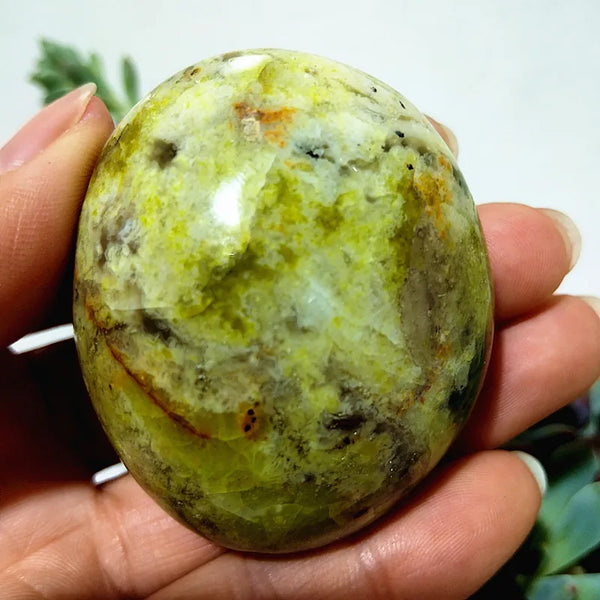 Natural Green Opal Crystal Palm Stone Yoga Exercise Spiritual Meditation Healing Crystals Room Decor Feng Shui Home Decortions-ToShay.org