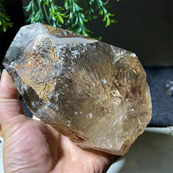 Yellow Citrine Quartz Tower-ToShay.org