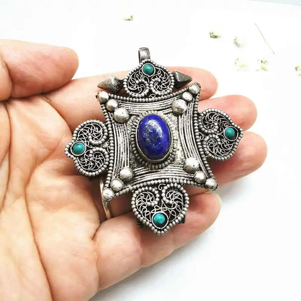 Tibetan Prayer Box Amulet-ToShay.org