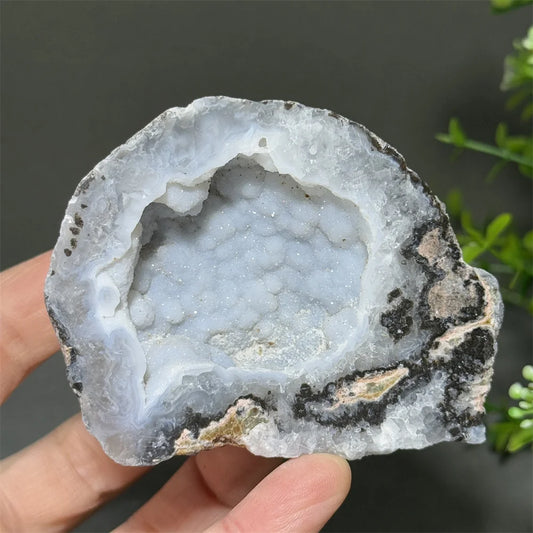 White Agate Crystal Cave-ToShay.org