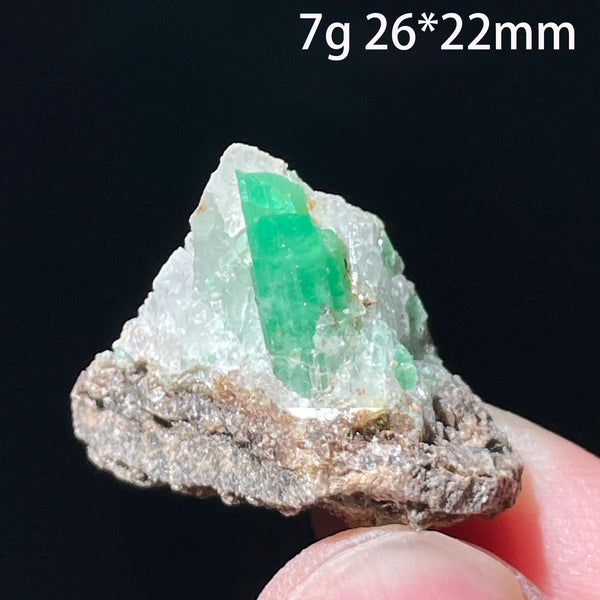 Green Emerald Mineral Crystal-ToShay.org