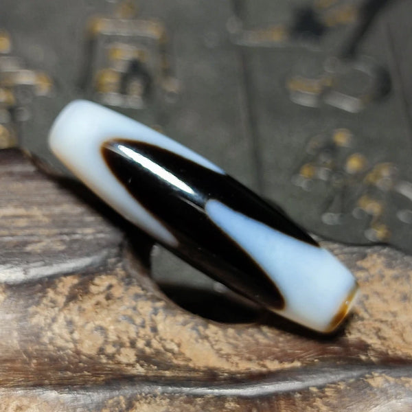 Tibetan Agate Eyes Dzi Beads-ToShay.org