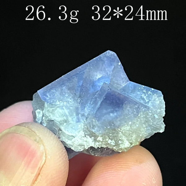 Blue Fluorescent Fluorite-ToShay.org