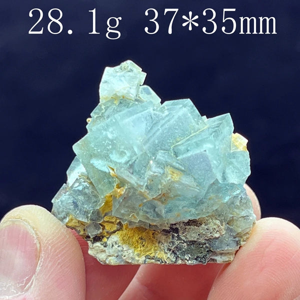 Blue Green Fluorescent Calcite-ToShay.org