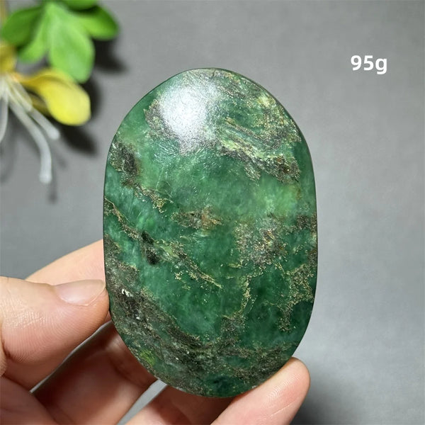 Green Emerald Quartz Palm Stone-ToShay.org