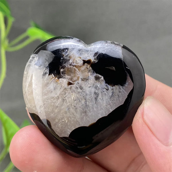 Black Agate Geode Heart-ToShay.org