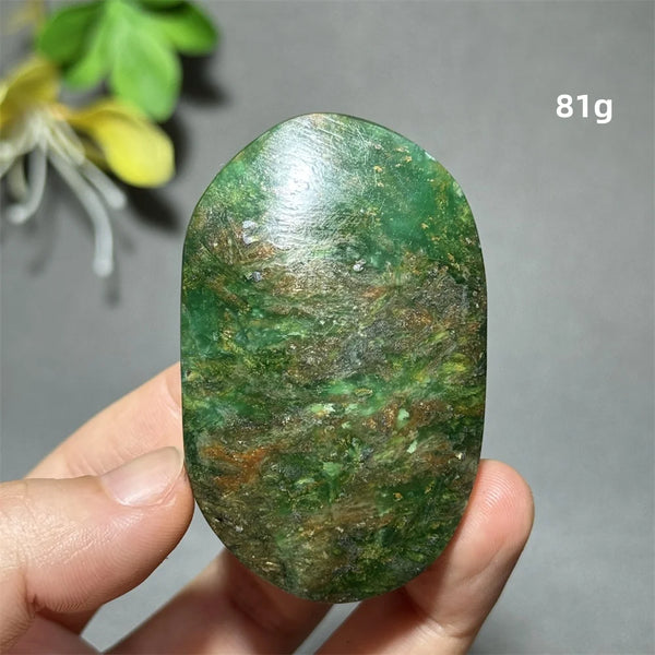 Green Emerald Quartz Palm Stone-ToShay.org