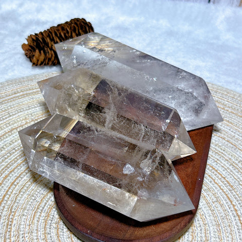 Clear Rainbow Quartz Crystal-ToShay.org