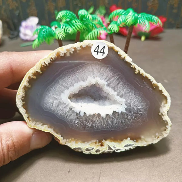 Grey Agate Quartz Crystal-ToShay.org