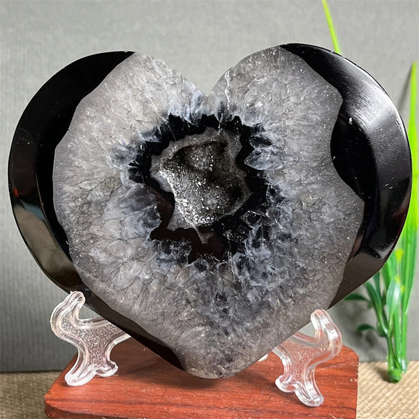 Black Agate Cluster Heart-ToShay.org