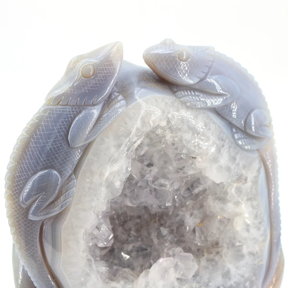 Grey Agate Geode Lizard-ToShay.org