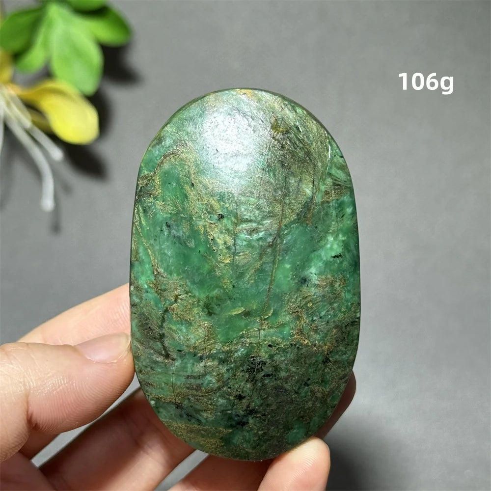 Green Emerald Quartz Palm Stone-ToShay.org