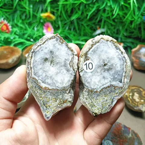 Mixed Agate Quartz Crystal-ToShay.org