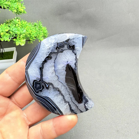 Black Agate Crescent Moon-ToShay.org