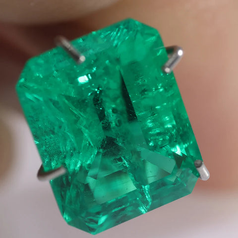Green Emerald Gemstone-ToShay.org