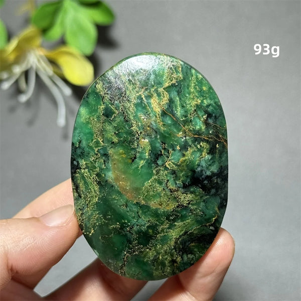Green Emerald Quartz Palm Stone-ToShay.org