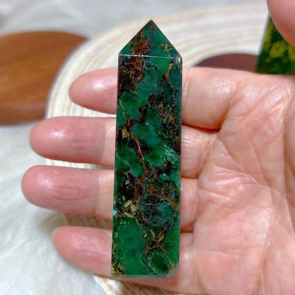 Green Emerald Quartz Point-ToShay.org